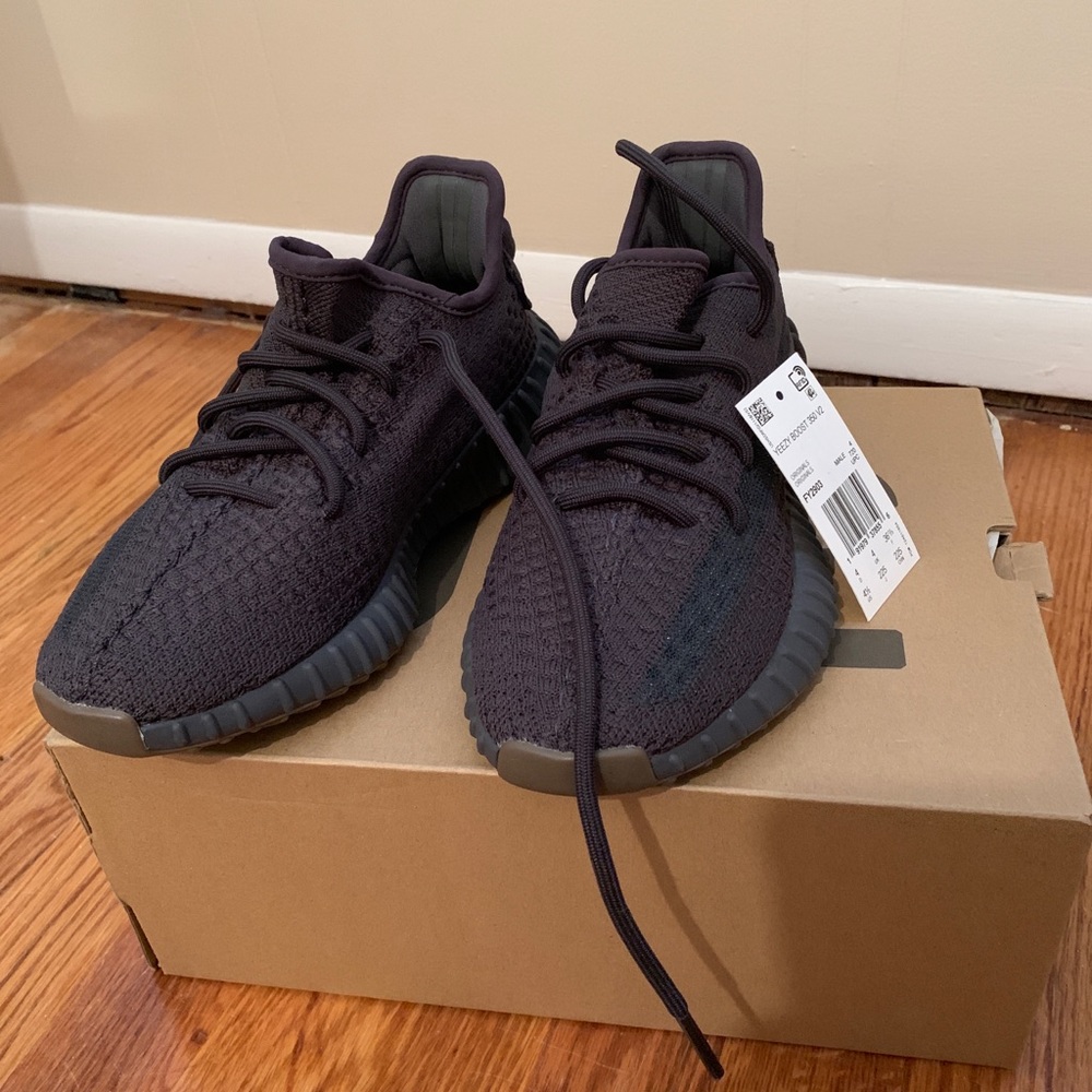 Adidas Yeezy Boost 350 v2 Cinder 4.5 - Picture 1 of 12